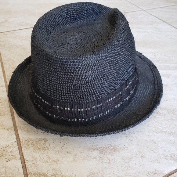 New Hat with vintage style Unisex main image 3